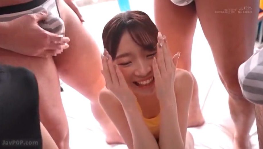 【MM号】愛嬌たっぷり美脚アスリートJDが大量チ〇ポを連続ザーメン射精！