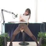 アナウンサー志望の美脚JDが固定バイブで脚ガクガク過激リポート！パンスト美女が連続絶頂大量潮吹き！